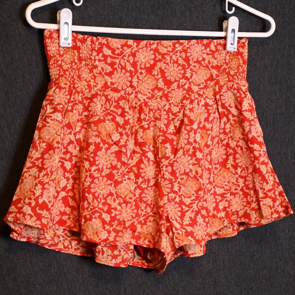 Free People XS (26" Waist) Say It's So Shorts Red Floral Ruffle Flowy High Waist